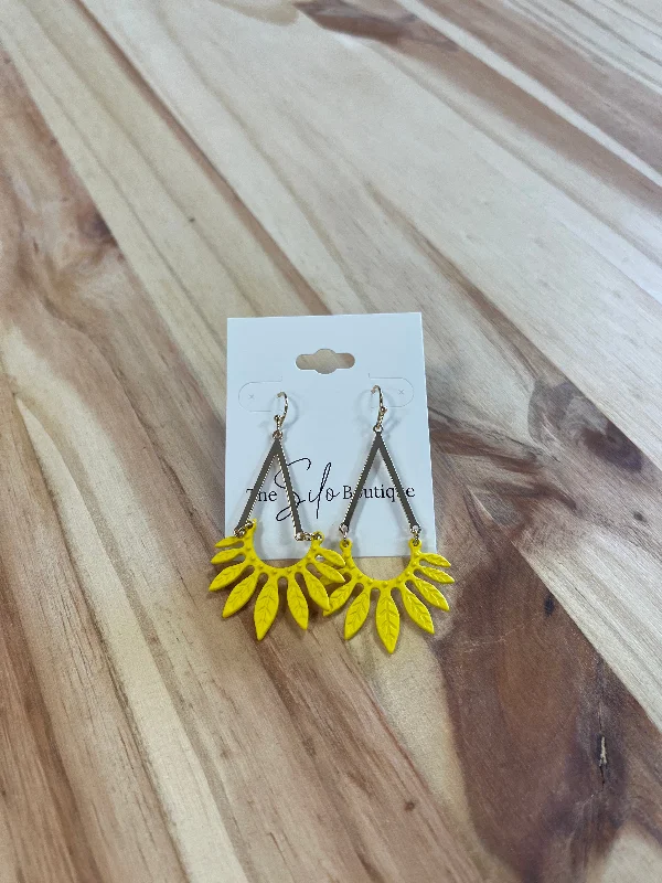 Leverback Drop Earrings for Comfort -Glam Yellow Gold Earrings