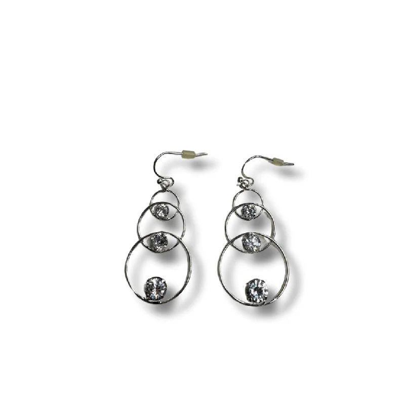 Adjustable Drop Earrings for Custom Fit -Earrings Dangle/drop By Clothes Mentor, Size: 02 Piece Set