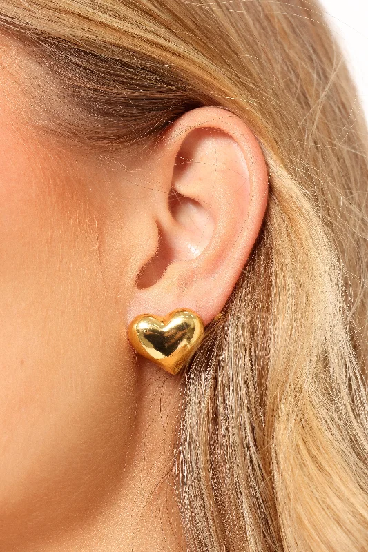 Retro Drop Earrings for Nostalgia -Kenny Heart Earrings - Gold