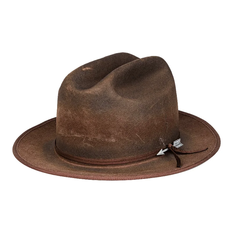 Rugged felt hat for tough trail adventures -Distressed Finish Arrow Sign Felt Fedora Hat