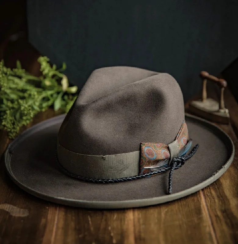 Casual felt hat for relaxed weekend vibes -Vintage fedora hat