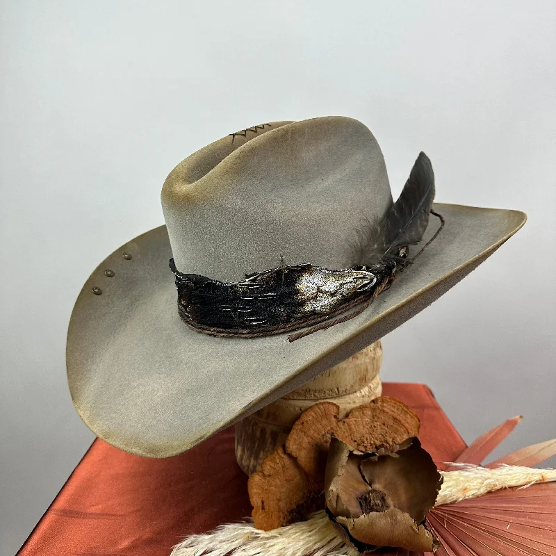 Warm wool felt hat for chilly evenings -The Rider V Distressed Cowboy