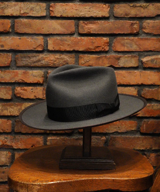 Durable felt hat with sturdy wool build -Classic Charm Felt Fedora Hat in Grey