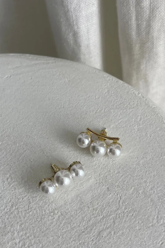 Floral Drop Earrings with Petals -Eva Three Pearl Earrings Gold