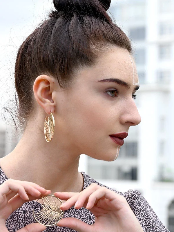 Drop Earrings for Concert Look -Odette Women Gold Metal Earrings