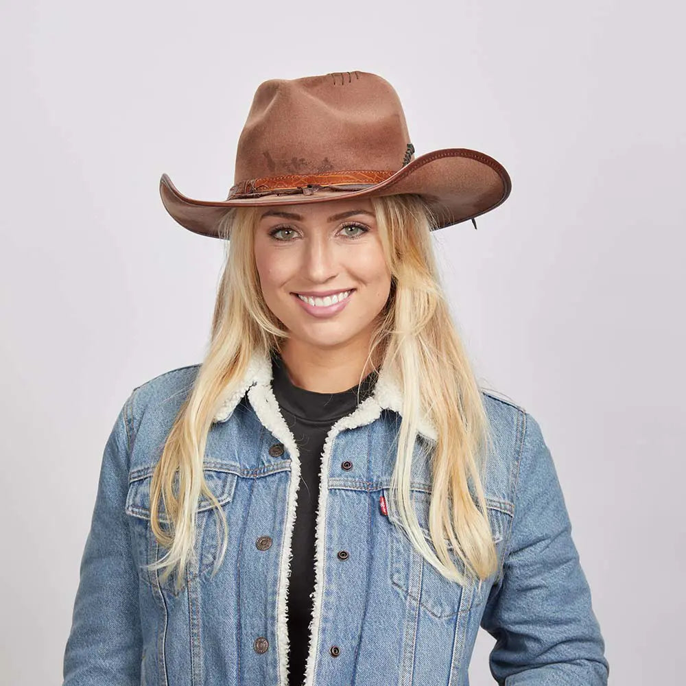 Elegant felt hat with velvet ribbon accent -Duke | Womens Brown Felt Cowgirl Hat