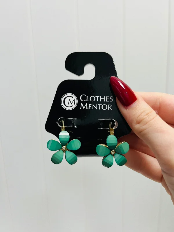 Lightweight Drop Earrings for All Day -Earrings Other By Clothes Mentor