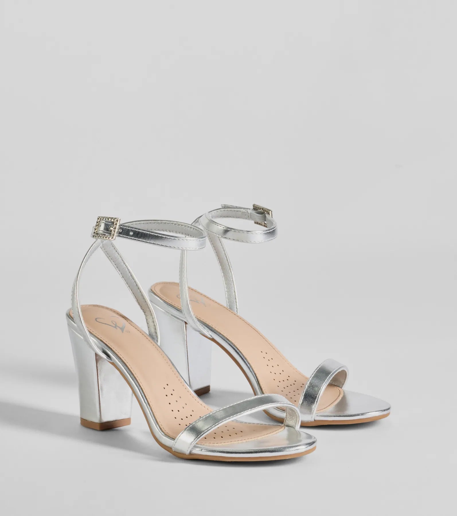 Summer sandals for women with breathable design and comfortable fit-Pretty In Metallic Basic Block Heels